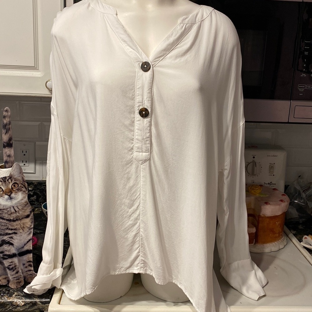 X womens Roamans casual solid white long sleeve plus size pullover top size 18 W